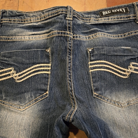 Red Rivet blue denim jean capris distressed juniors size 7 NWOT - Picture 5 of 8